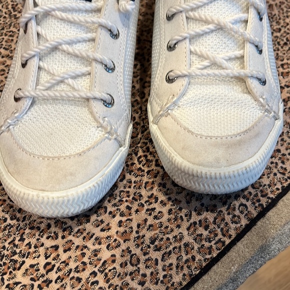 SPERRY. Women’s sneakers.  White.  Size 7 - Picture 2 of 11